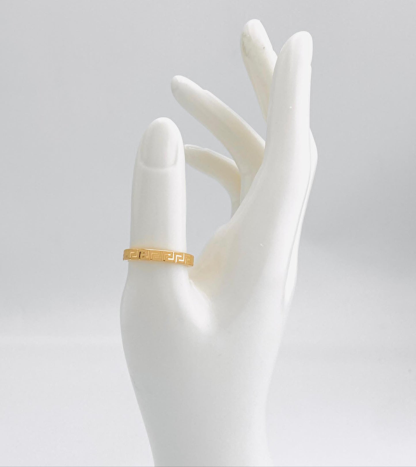 18 Carat Gold ring