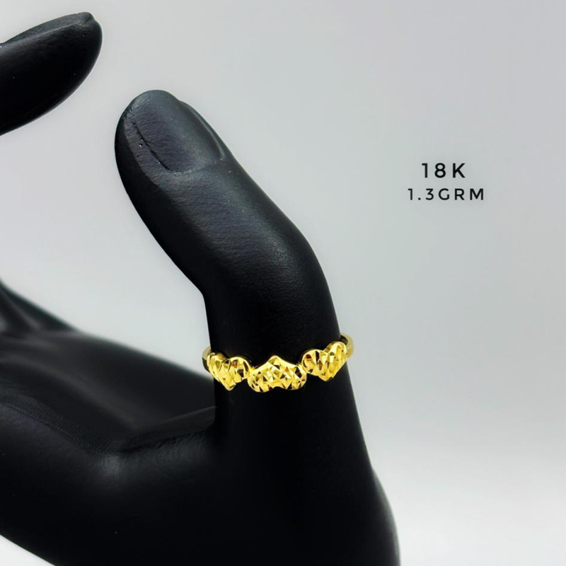 18-Carat-Goldring-1001184538